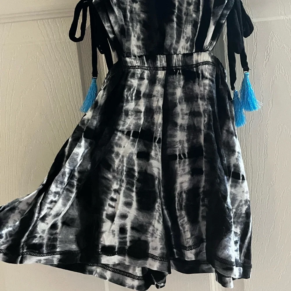 NWT - Random Hearts - Tie-Dye Side cut-out Romper - Girls Size Large